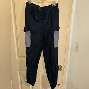 Baggy parachute pants BARELY USED